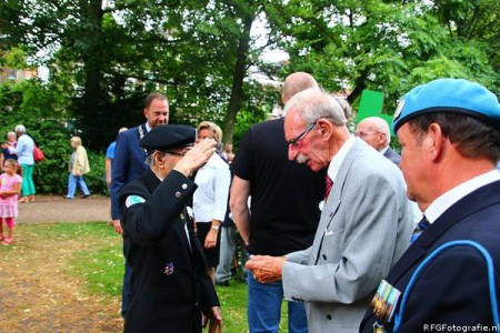 Lgen Ted Meines in cognito op bezoek 2014
