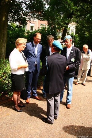 Met Burgemeester en echtgenote, de stadsdichter en Ferry van den Brûle